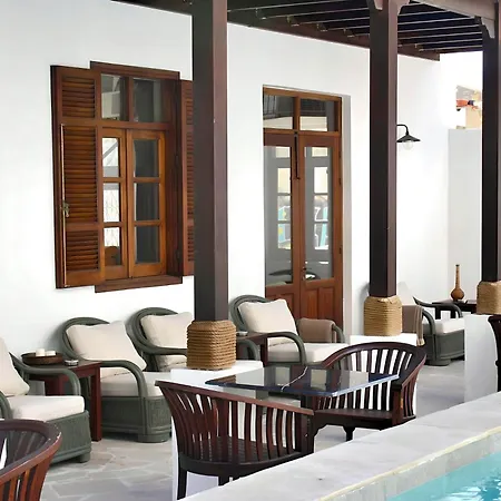 The Colonial Отель 5*