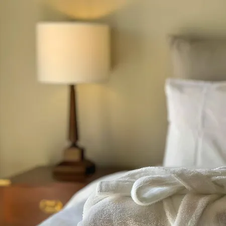Hotell The Colonial