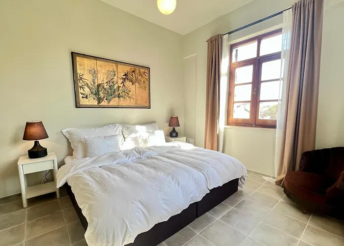 The Colonial 5* לרנקה