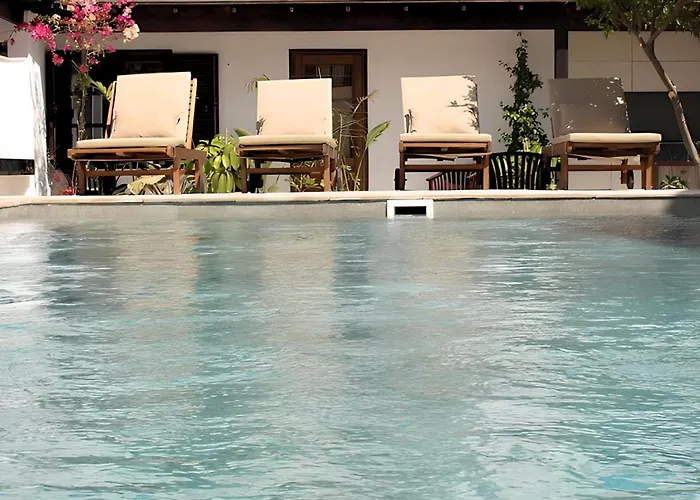 The Colonial 5* Larnaca