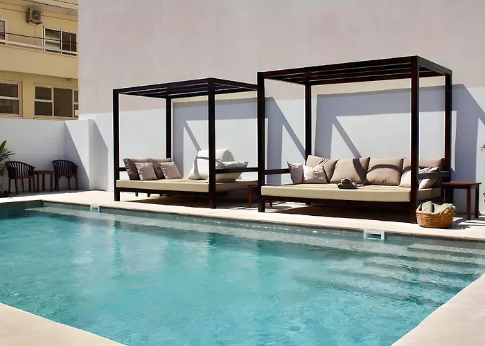 Hotell The Colonial 5*